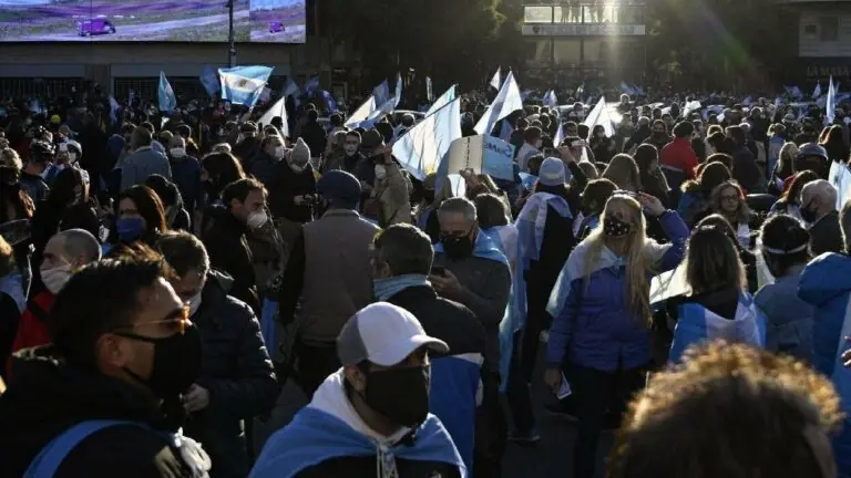 Protestos na Argentina: medidas contra o covid-19 levam manifestantes às ruas