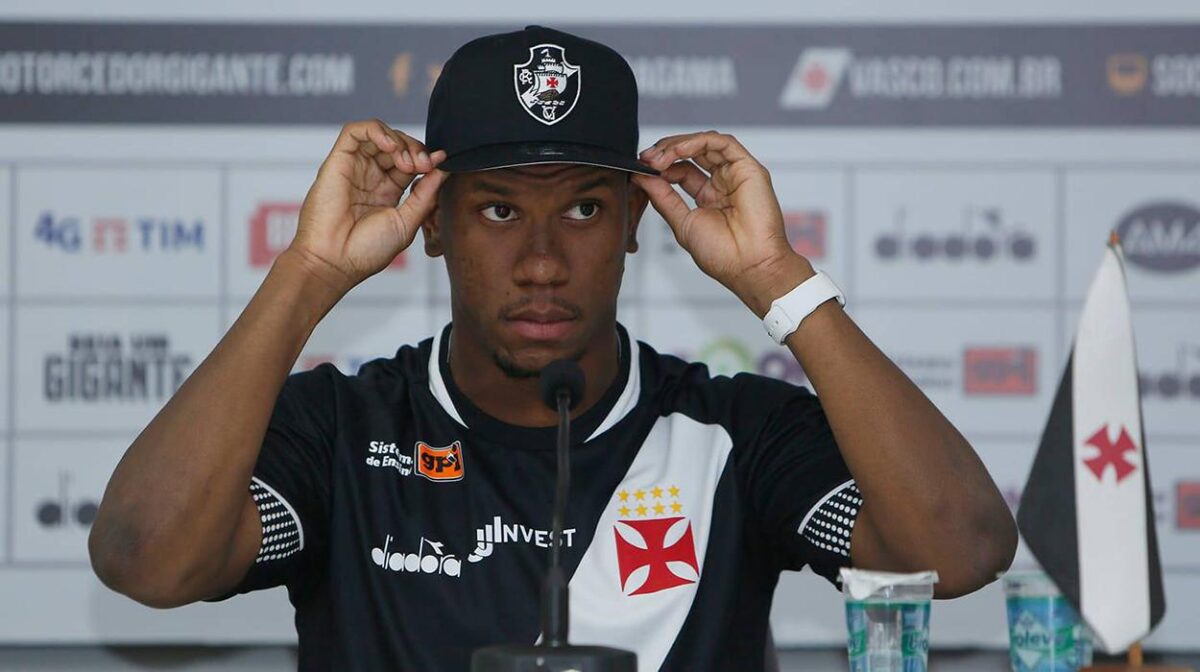 Hoje tem gol do Ribamar?Atacante vive boa fase no Vasco