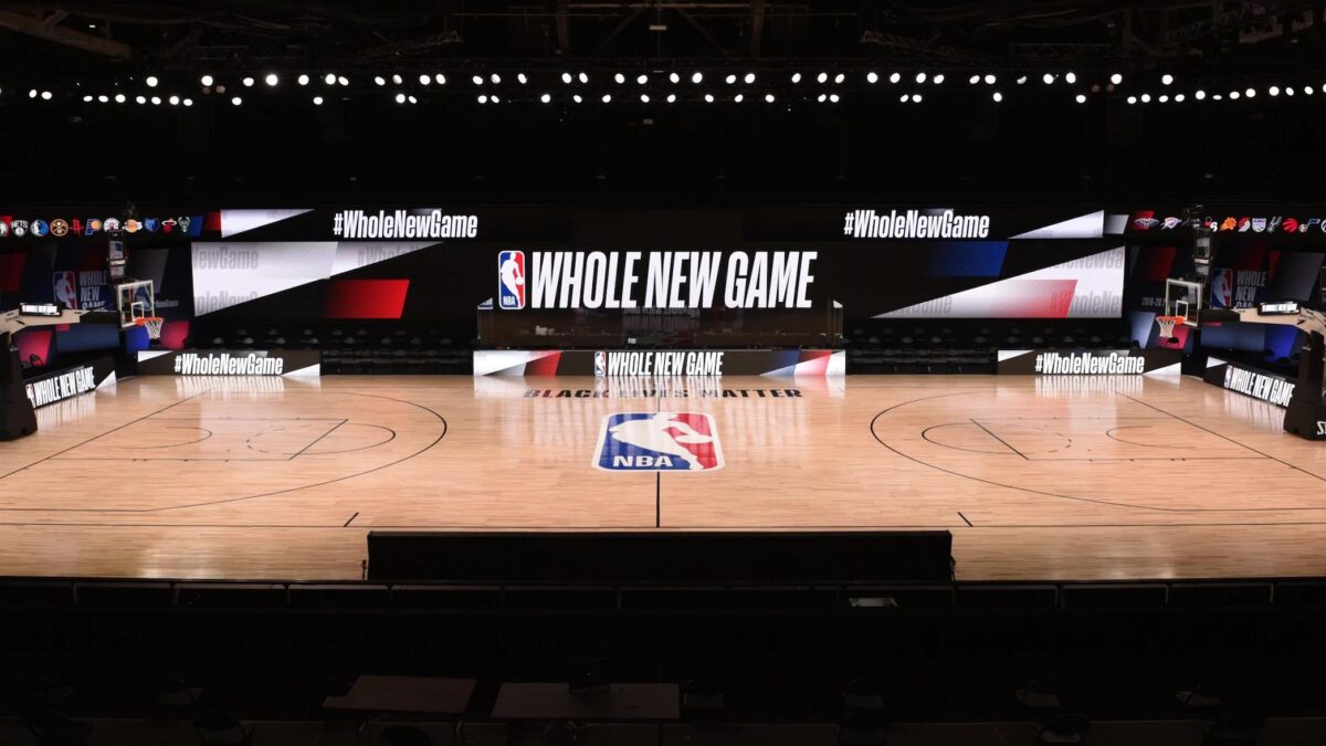 Quadra da bolha montada na Disney para a retomada da NBA 2020