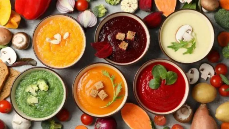 10 receitas de sopas e caldos fáceis para fazer nos dias frios