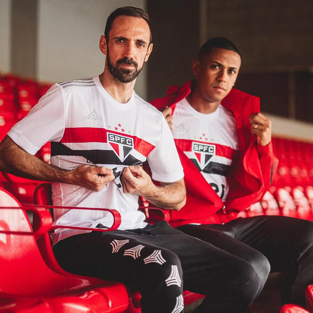Novas camisas do São Paulo lançadas pela Adidas em 2020