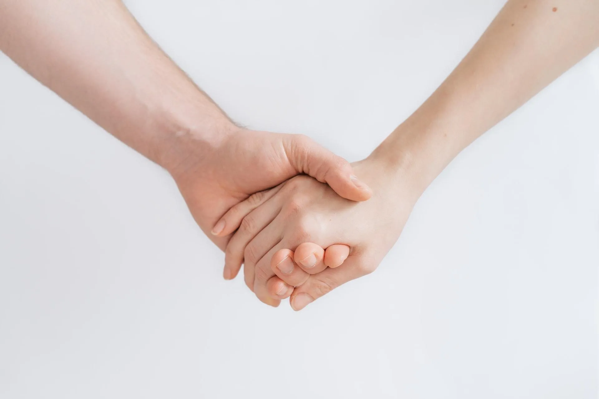 as 5 linguagens do amor - toque físico as 5 linguagens do amor