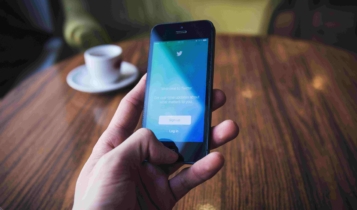 twitter e tiktok estão em negociação