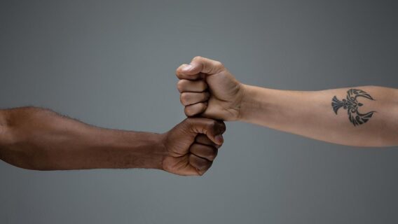 Privilégio branco: o que é e qual a importância de reconhecê-lo?