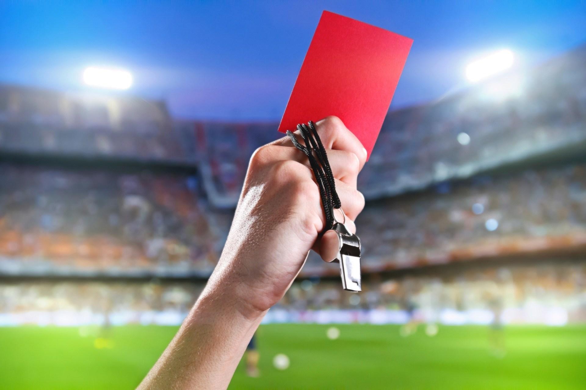 jogadores suspensos e lesionados para a 12ª rodada do Cartola fc