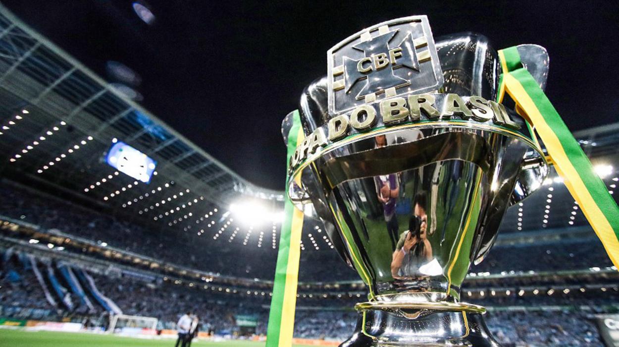 Troféu da Copa do Brasil: torneio tem a maior premiação do futebol brasileiro