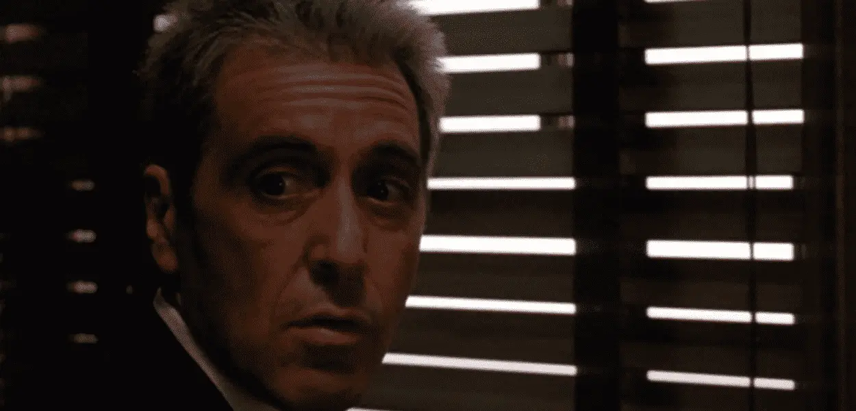 Al Pacino em cena de O Poderoso Chefão III, filme que ganhará nova versão.