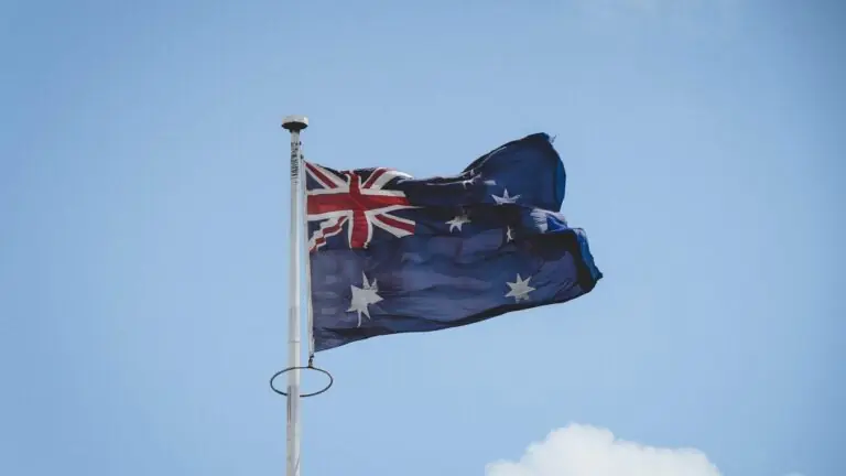 Austrália entra em recessão: país tem queda recorde do PIB após quase 30 anos