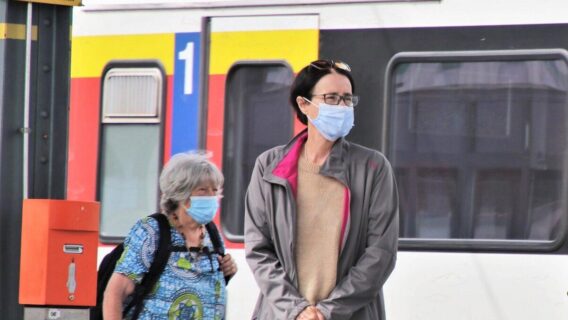 Coronavírus está matando cerca de 50 mil pessoas por semana, afirma OMS