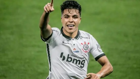 Corinthians vence Bahia por 3 a 2 e se afasta da zona de rebaixamento no Brasileirão