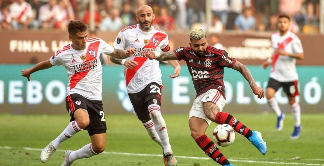Gabigol marcando gol do título do Flamengo em 2019