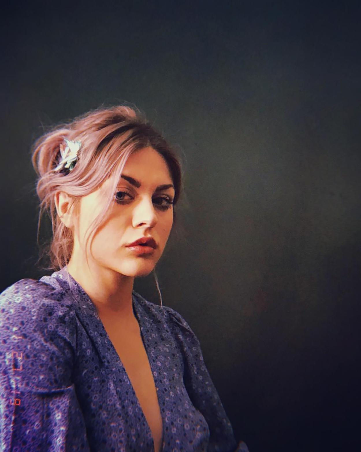 filha de kurt cobain Frances Bean Cobain atualmente