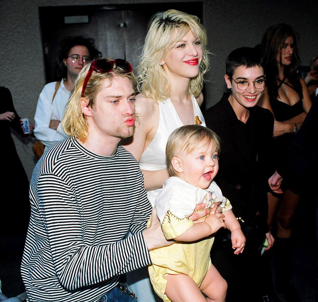 kurt cobain, frances e courtney love Frances Bean Cobain filha de Kurt Cobain e Courtney Love