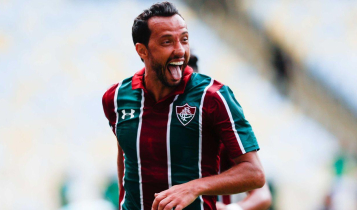 Nenê comemora gol pelo Fluminense