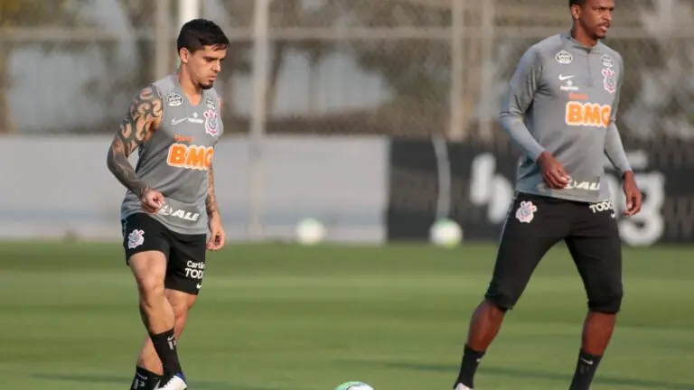 Corinthians x Palmeiras: Desfalques, escalações e onde assistir
