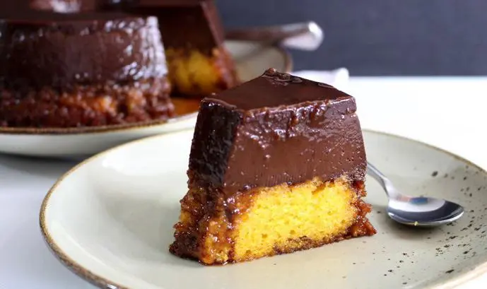 Bolo pudim de cenoura 