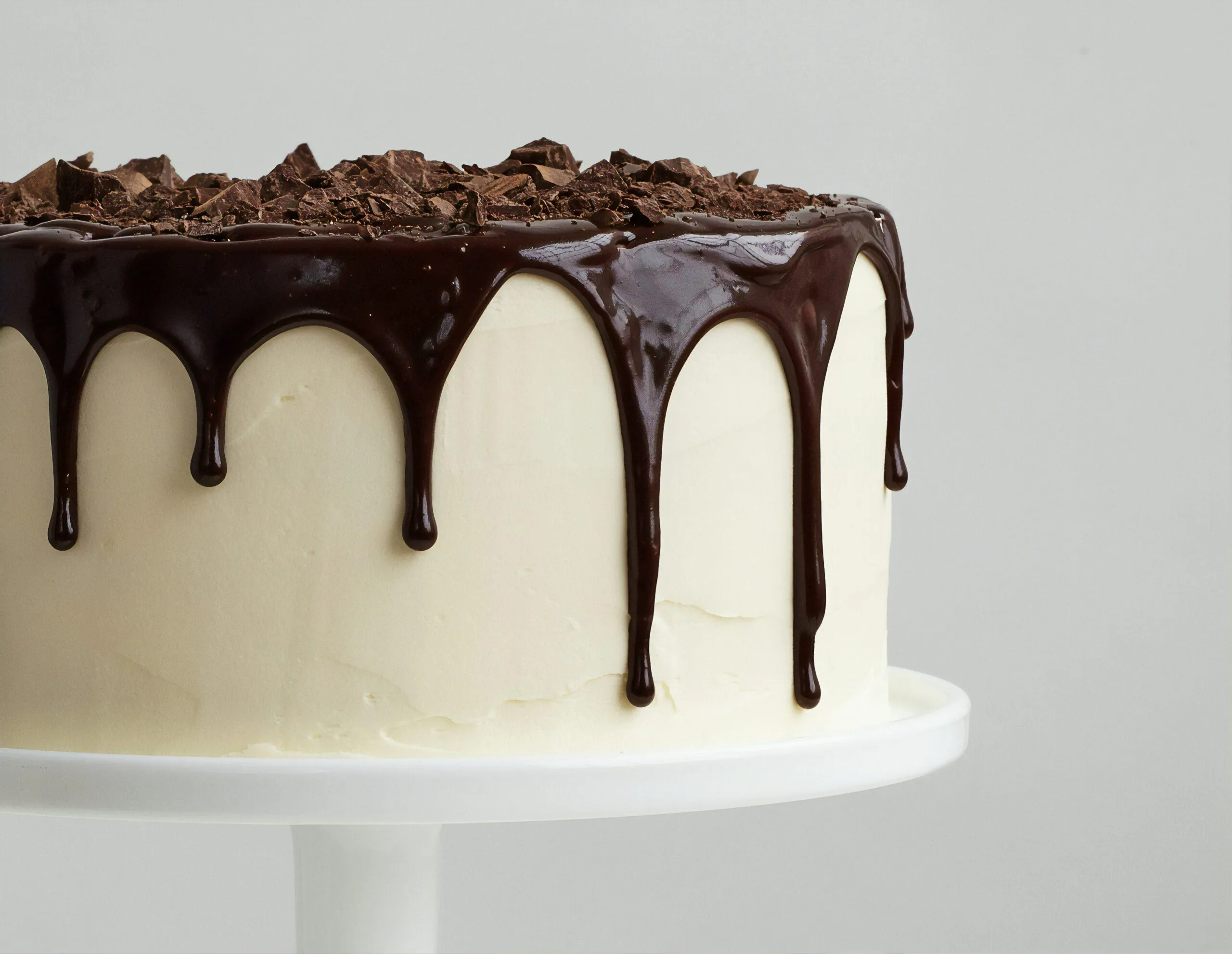 Bolo com cobertura de chocolate sem ovos como substituir ovo no bolo