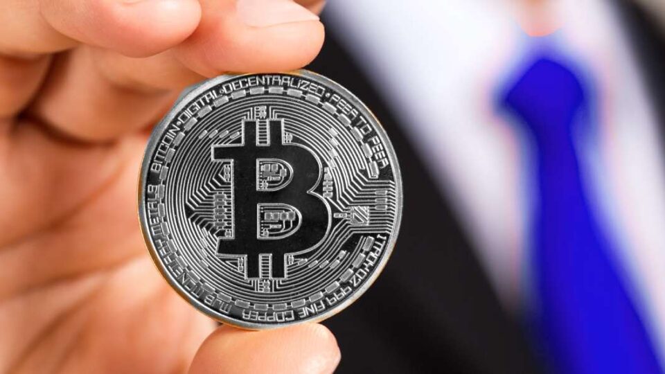 matéria fala sobre o fechamento do bitcoin nesta terça-feira 20 de abril FECHAMENTO DO BITCOIN NESTA SEGUNDA-FEIRA, 19 DE ABRIL