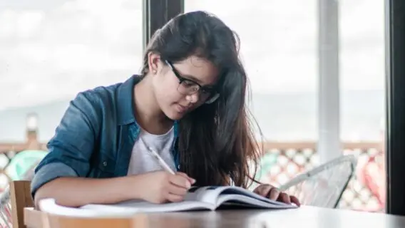 Conectivos para uma redação nota 1000: o que são e como posso utilizá-los?