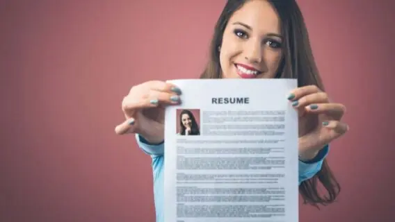 Aprenda como fazer seu primeiro currículo e destaque a sua candidatura