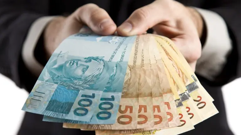 Trabalhou em 2019? Nascidos em setembro podem sacar abono salarial de R$ 1.045