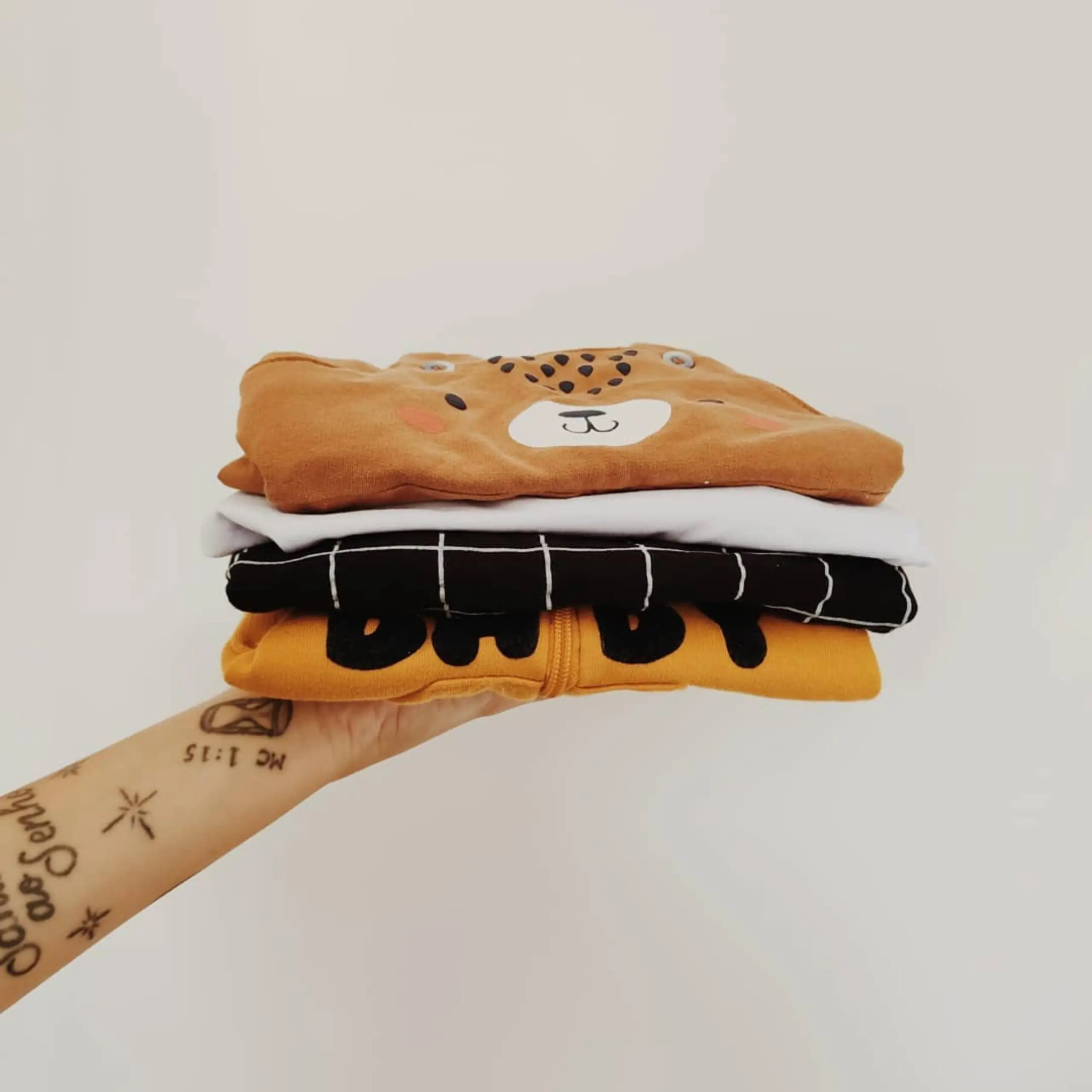 como montar um enxoval minimalista