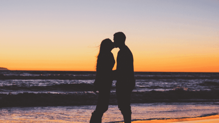 Finanças para casais: confira dicas práticas para o dia a dia