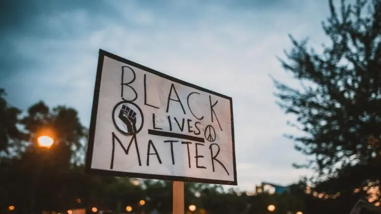 Família de homem negro assassinado nos EUA recebe U$S 20 milhões de indenização