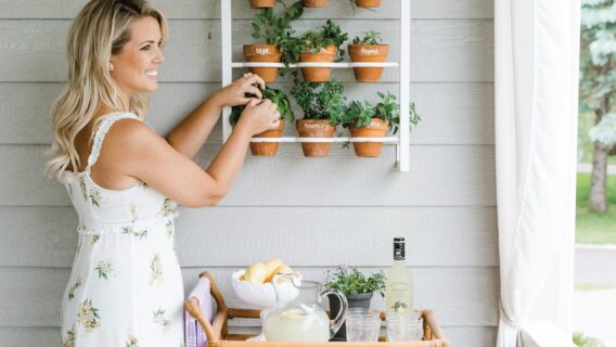 Horta suspensa: inspirações para você reproduzir em casa