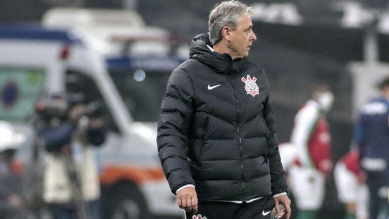 Tiago Nunes é demitido do Corinthians após derrota para o Palmeiras