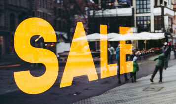 vitrine com letras maiúsculas escrito vendas, em inglês