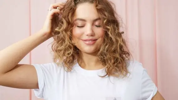 Plástica dos fios, a técnica que devolve a saúde para os cabelos