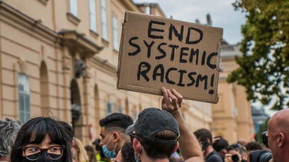 Assassinato de Breona Taylor: protestos em Louisville deixa feridos