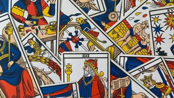 Tarot: conheça a história e entenda como as cartas podem orientar sua vida