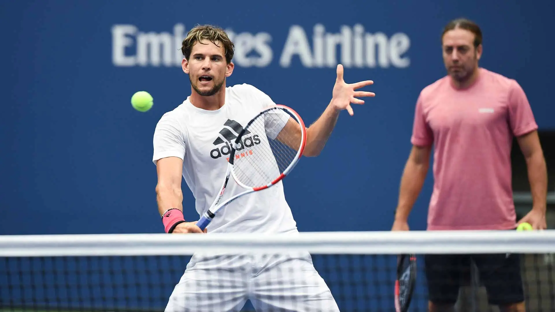 Dominic Thiem treina com Nicolas Massú