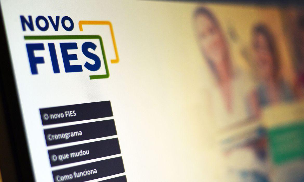 Dívidas do Fies.