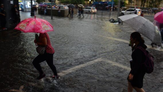 Chuva em São Paulo: Capital entra em alerta com risco de alagamentos