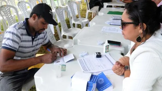 Desempregados somavam 14 milhões no fim de setembro; diz IBGE