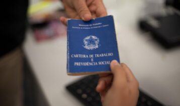 Demissão com contrato suspenso