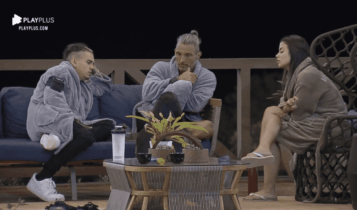 Peões conversando em A Fazenda 2020