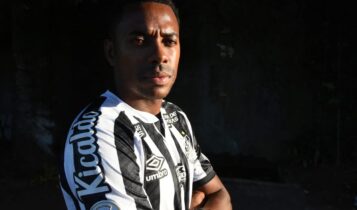 Robinho é apresentado no Santos