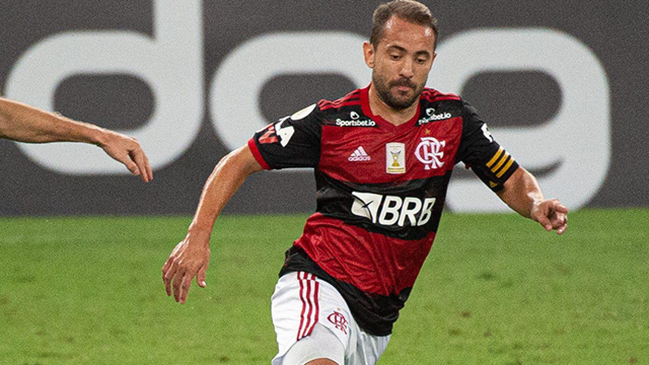 Everton ribeiro foi convocado e será um dos desfalques para o flamengo no brasileirão