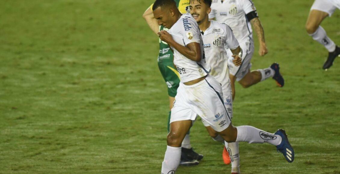 Santos vence e pode se classificar com melhor campanha entre os clubes da Libertadores