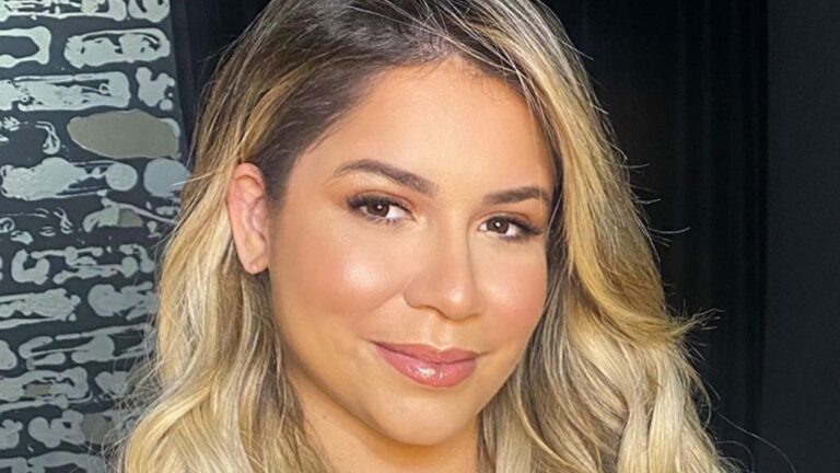 Golpistas tentam usar cartão de Marília Mendonça e cantora dá risada