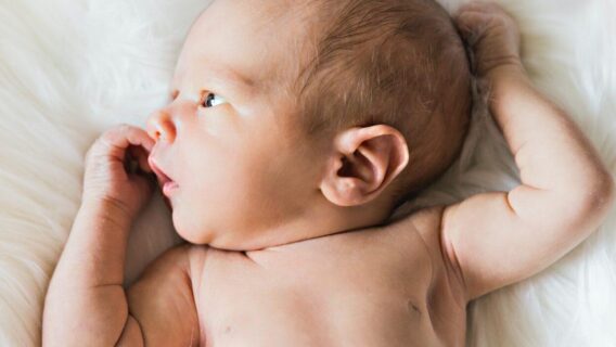 Microevolução humana: muitos bebês estão nascendo sem os dentes do siso e com uma artéria extra