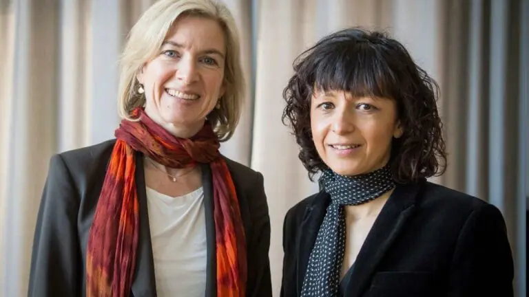 Duas cientistas ganham o Nobel de Química de 2020