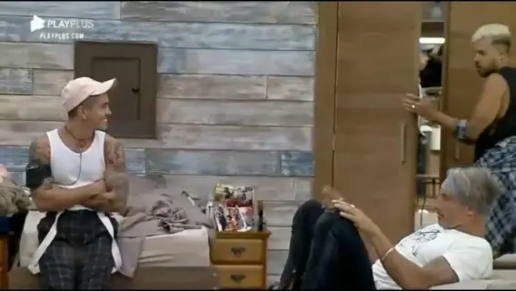 A Fazenda 2020: Lipe peita Biel e declara guerra, veja o que rolou