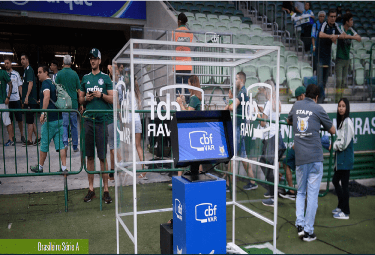 Var e as polêmicas no futebol brasileiro.