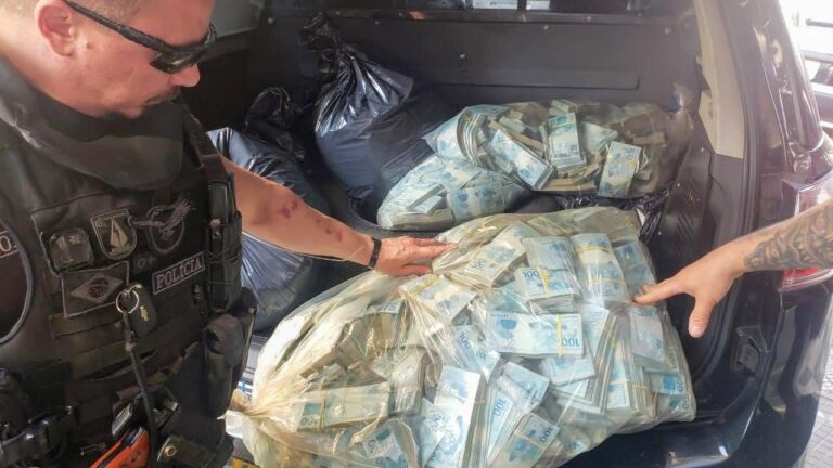 Fraudes fiscais: MP de SP faz operação contra empresas de farmácia