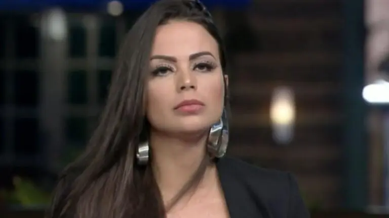 A Fazenda 2020: com votação relâmpago, Victória é a 7ª eliminada com 19,24%